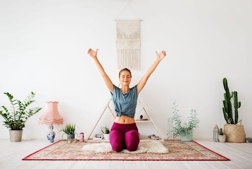 Seanslarınızı Daha Rahat Hale Getirecek Yoga Malzemeleri