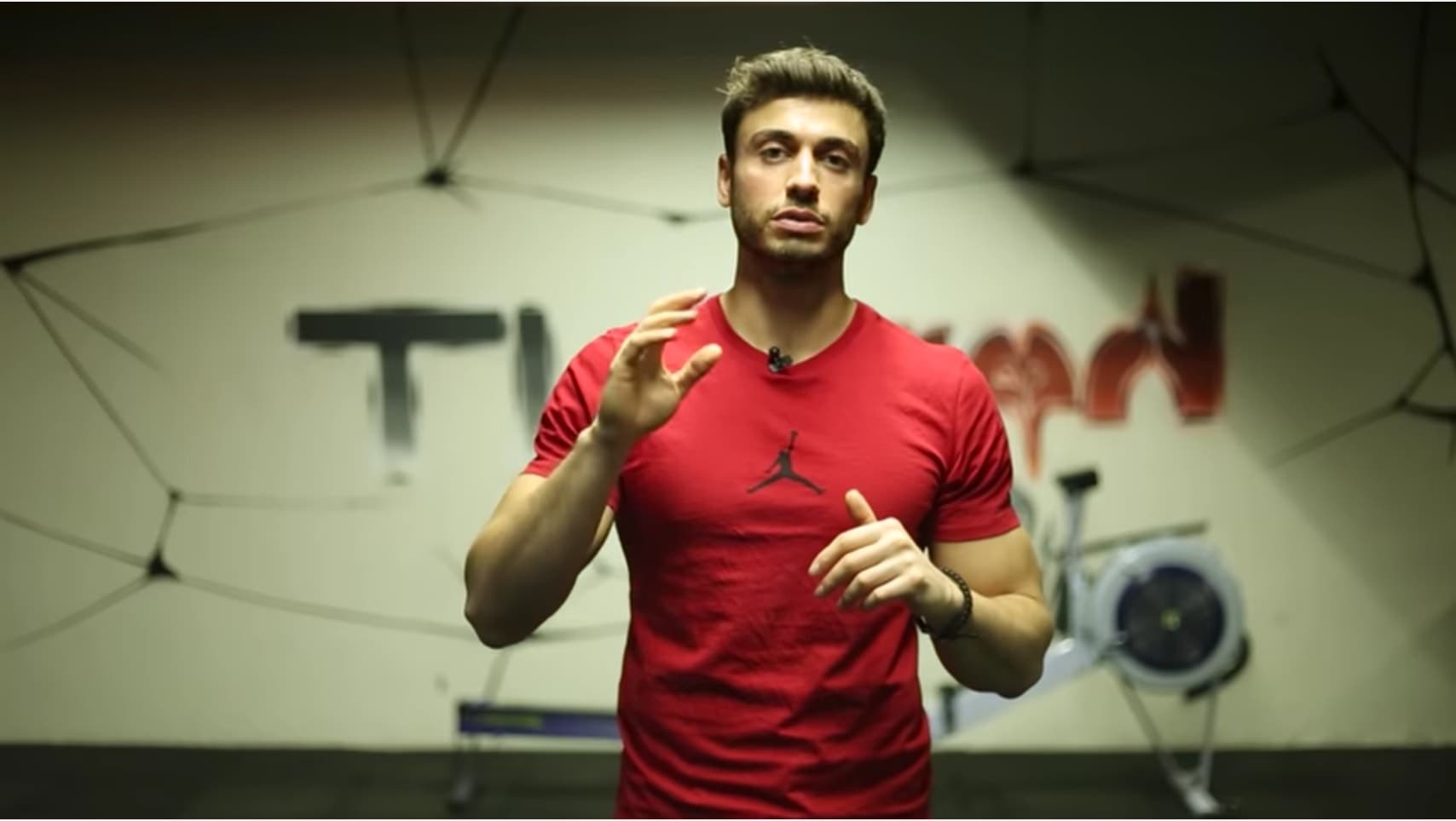 Triceps Egzersizleri – Arka Kol Kasları Nasıl Çalıştırılır?