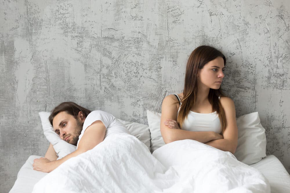 Kocanızın porno bağımlısı olabileceğini gösteren 9 işaret