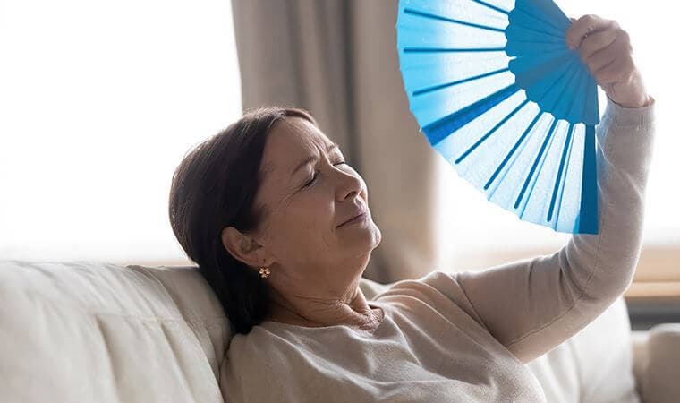Menopozda Sıcak Basması Nasıl Geçer? 2022
